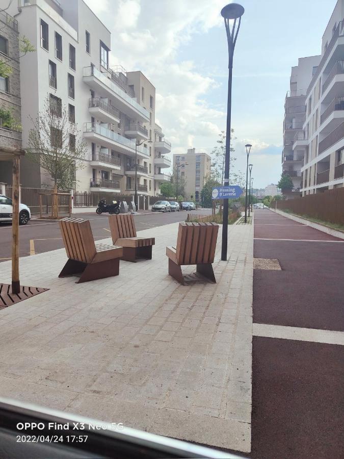 Neuf Paris La Defense Metro 15 - Suresnes - Mont Valerien Apartment